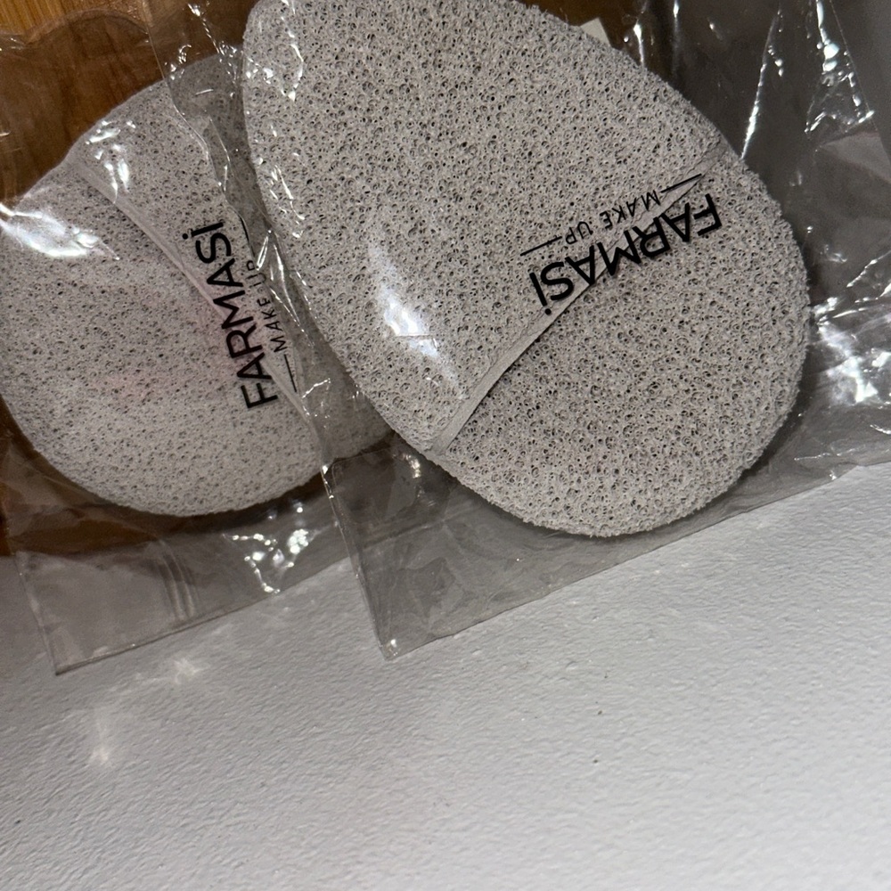 Farmasi Exfoliating Pumice Stones - Light Gray